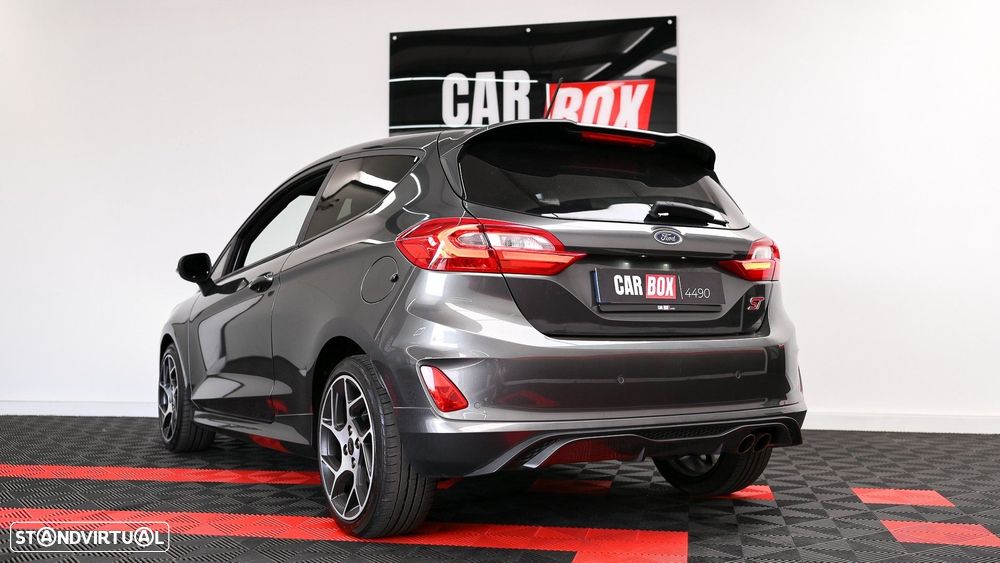 Ford Fiesta 1.5 EcoBoost S&S ST X - 24