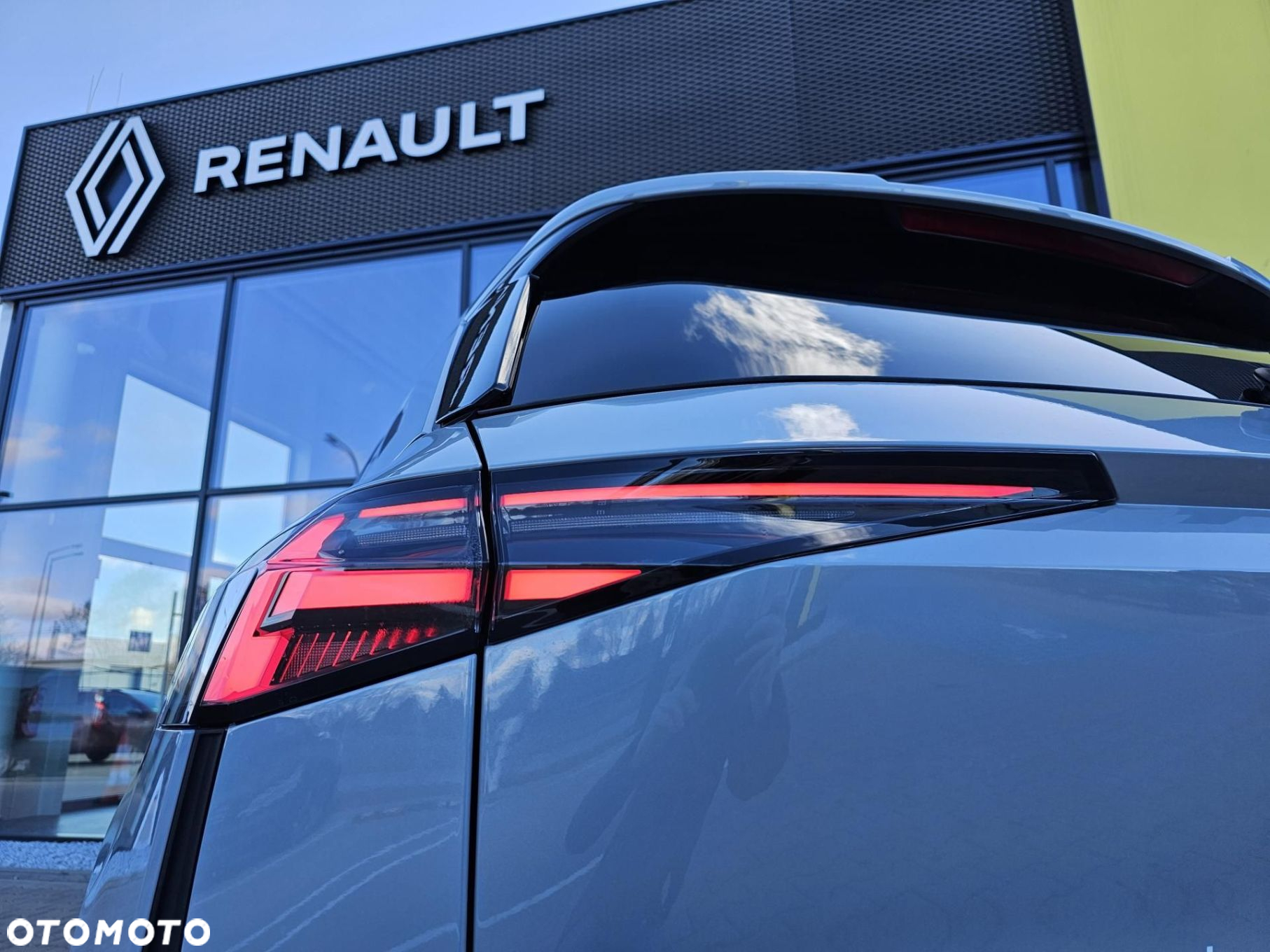 Renault Symbioz - 12
