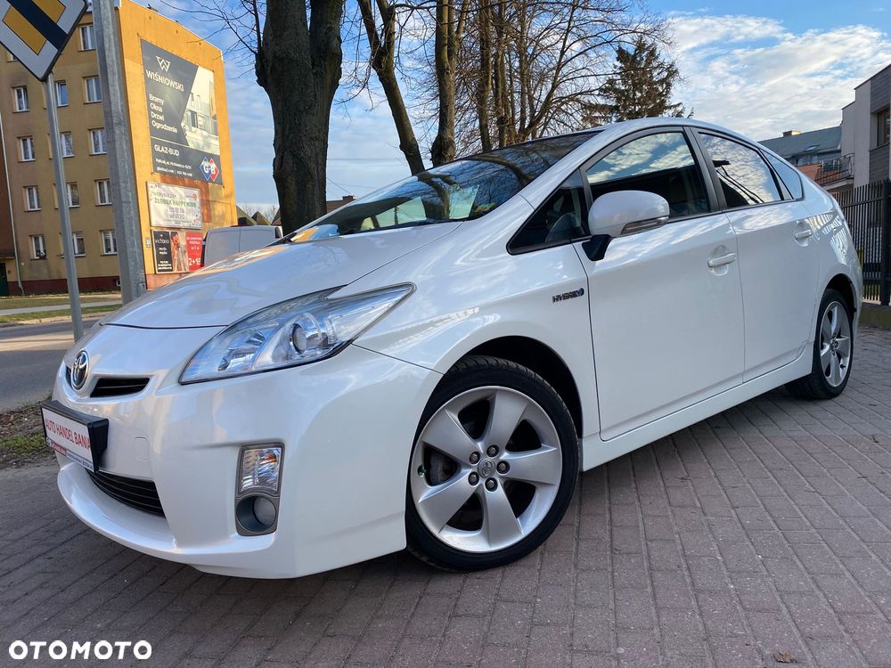 Toyota Prius (Hybrid) Comfort - 1