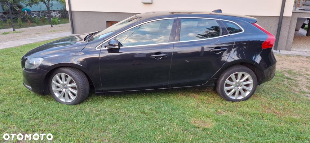 Volvo V40 D2 Momentum - 12