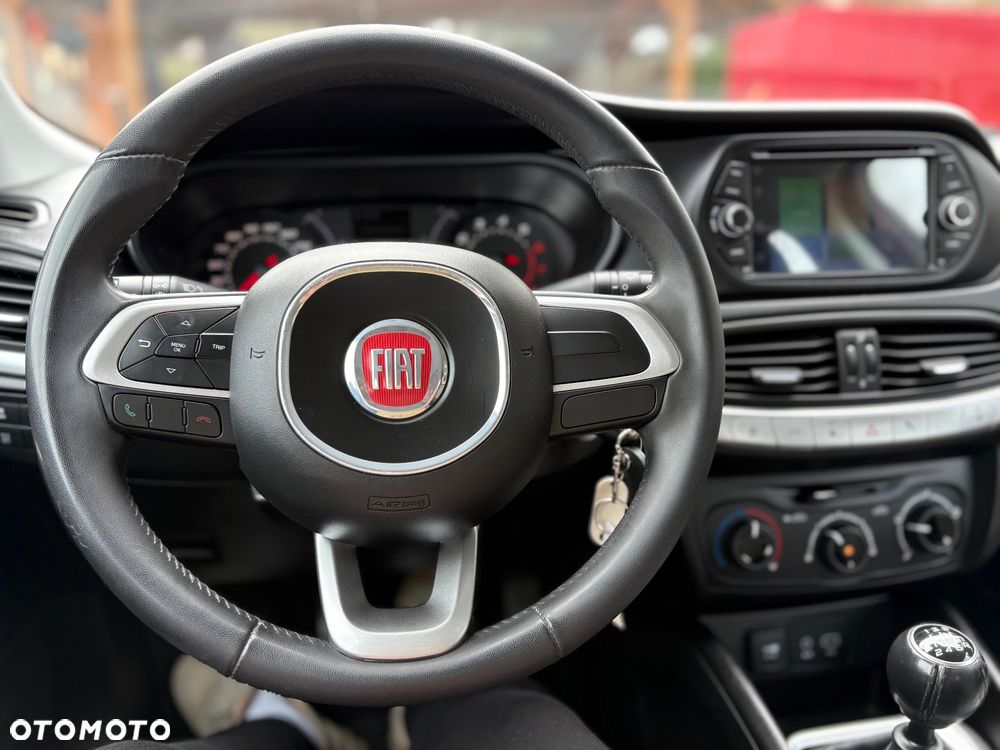 Fiat Tipo 1.4 16V Easy - 26