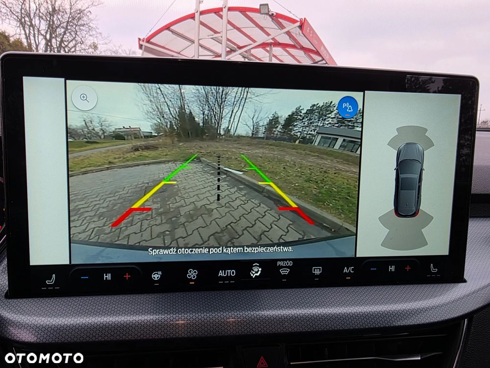 Ford Focus 1.0 EcoBoost mHEV Active Design - 27