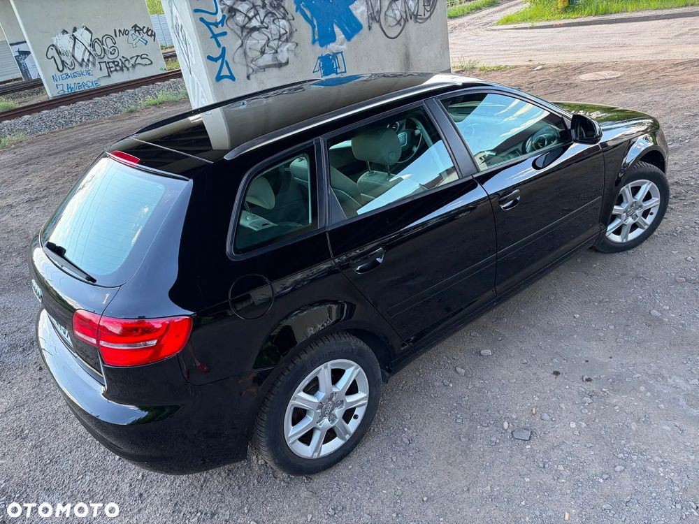 Audi A3 Sportback 1.4 TFSI Ambiente - 17