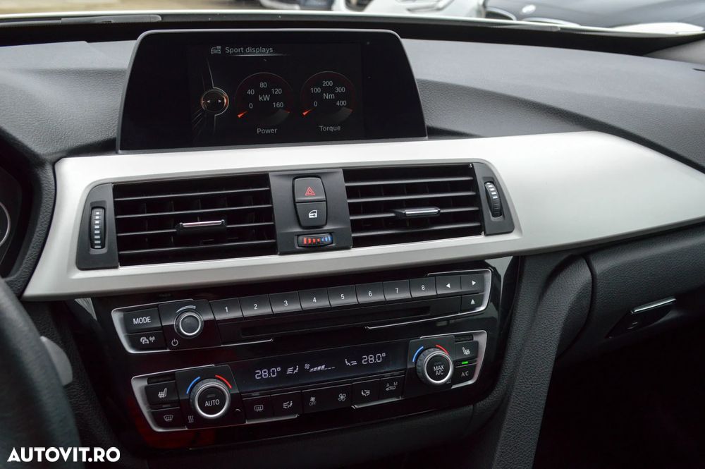 BMW Seria 3 320d Aut. Advantage - 16