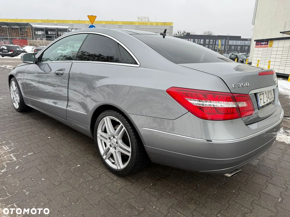 Mercedes-Benz Klasa E - 19