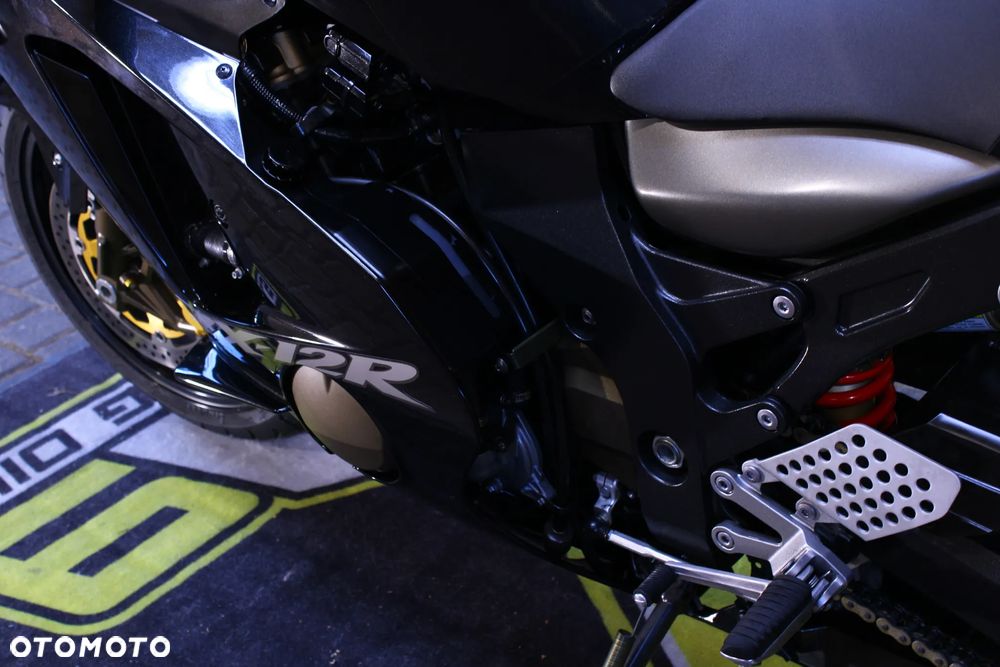 Kawasaki ZX - 27