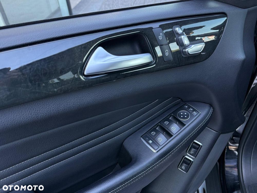 Mercedes-Benz GLE 350 d 4-Matic - 16