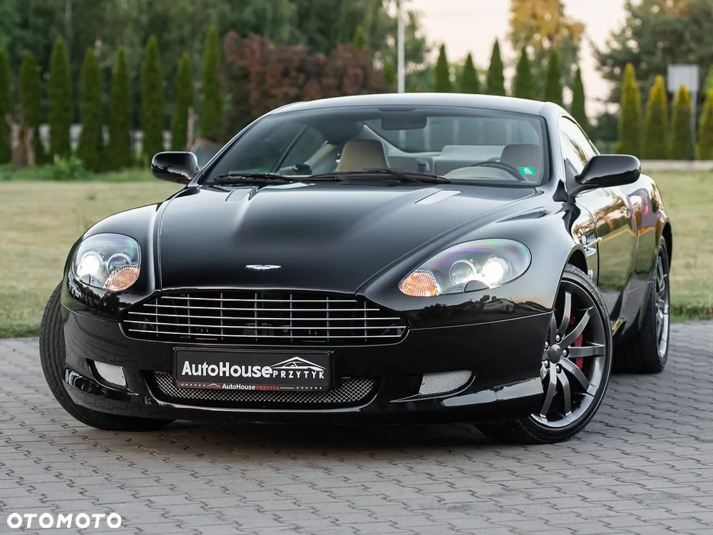 Aston Martin DB9 Touchtronic - 4
