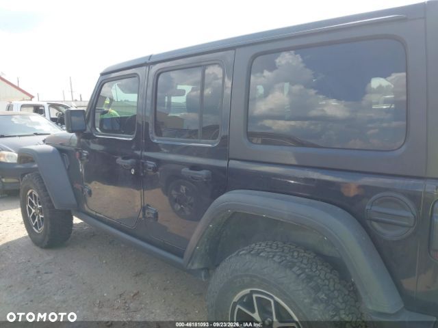 Jeep Wrangler - 11