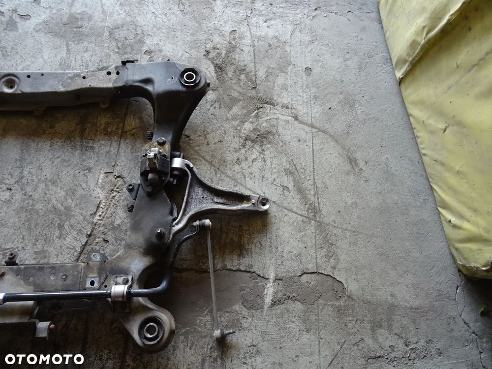 VOLVO XC70 01-07 2.5T 210KM SANKI WÓZEK PRZÓD - 4