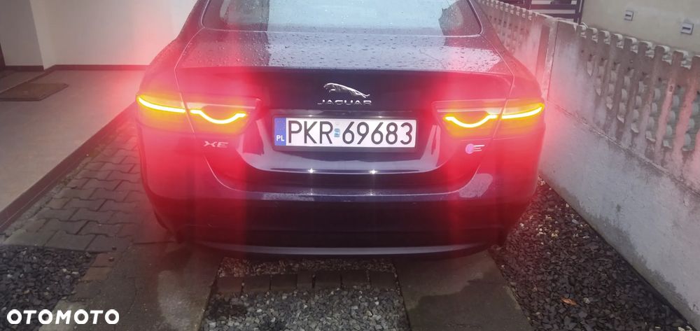 Jaguar XE E-Performance Prestige - 7