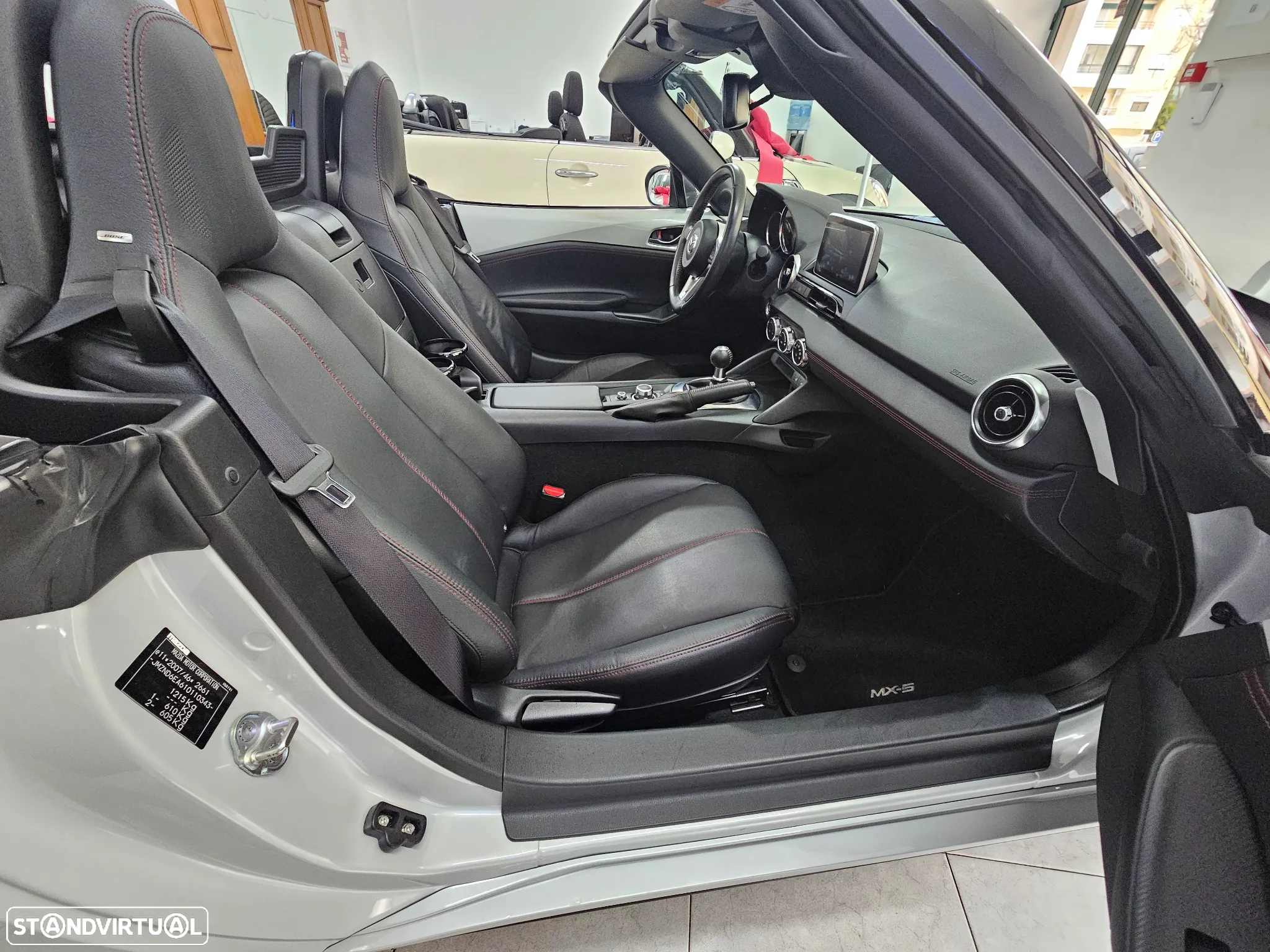Mazda MX-5 MZR 1.5 RF Sky.Excell.Navi - 32