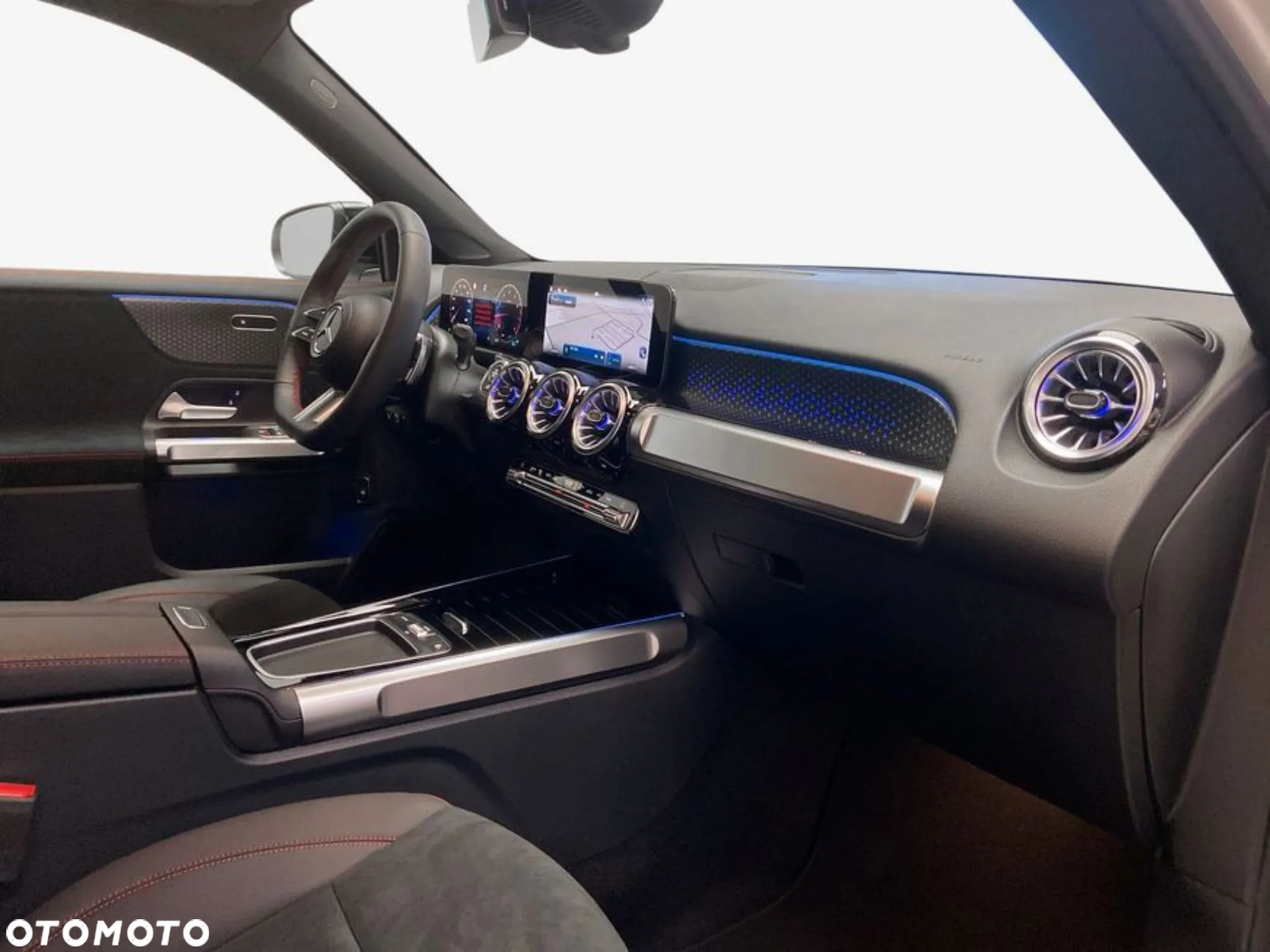 Mercedes-Benz GLB 200 mHEV AMG Line 7G-DCT - 10