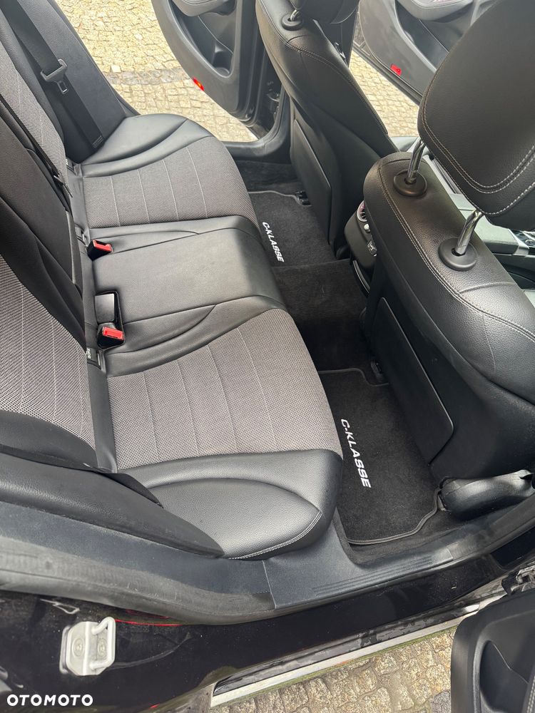 Mercedes-Benz Klasa C 220 (BlueTEC) d T 7G-TRONIC Avantgarde - 11