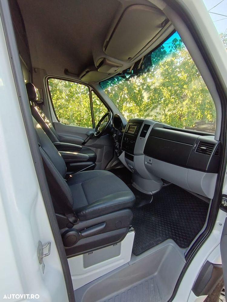 Mercedes-Benz Sprinter - 6