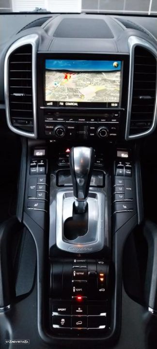 Porsche Cayenne S Hybrid - 13