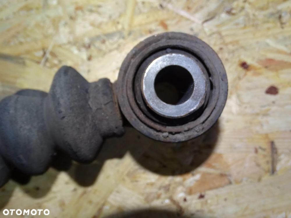 NIVOMATY AMORTYZATORY GAZOWE VOLVO XC70 2007-2016 - 5