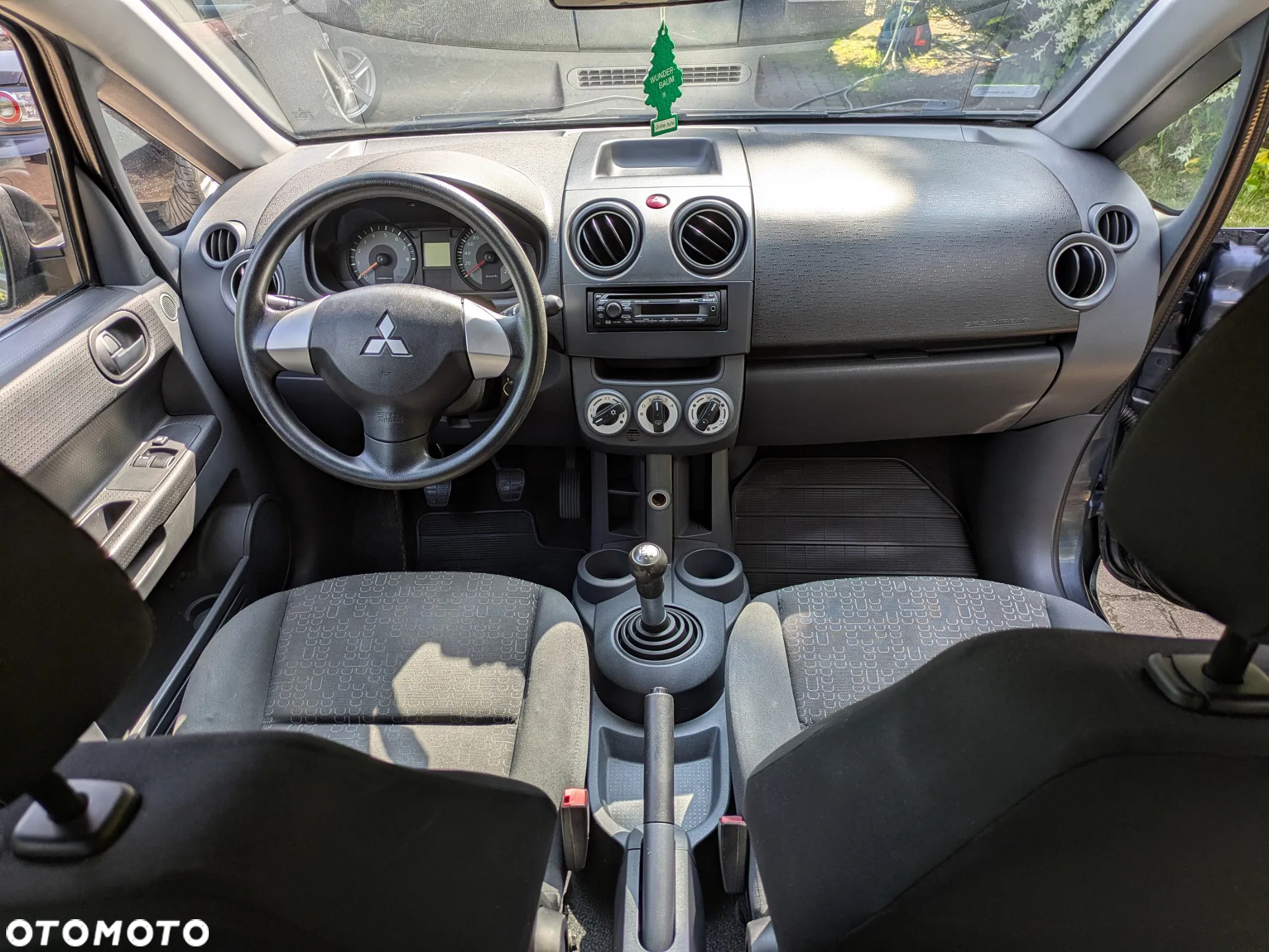 Mitsubishi Colt 1.3 Inform - 8