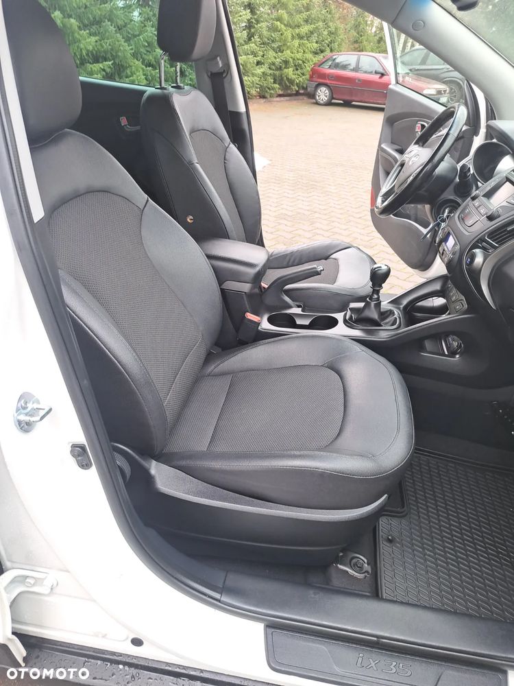 Hyundai ix35 2.0 CRDi 4WD Premium - 16