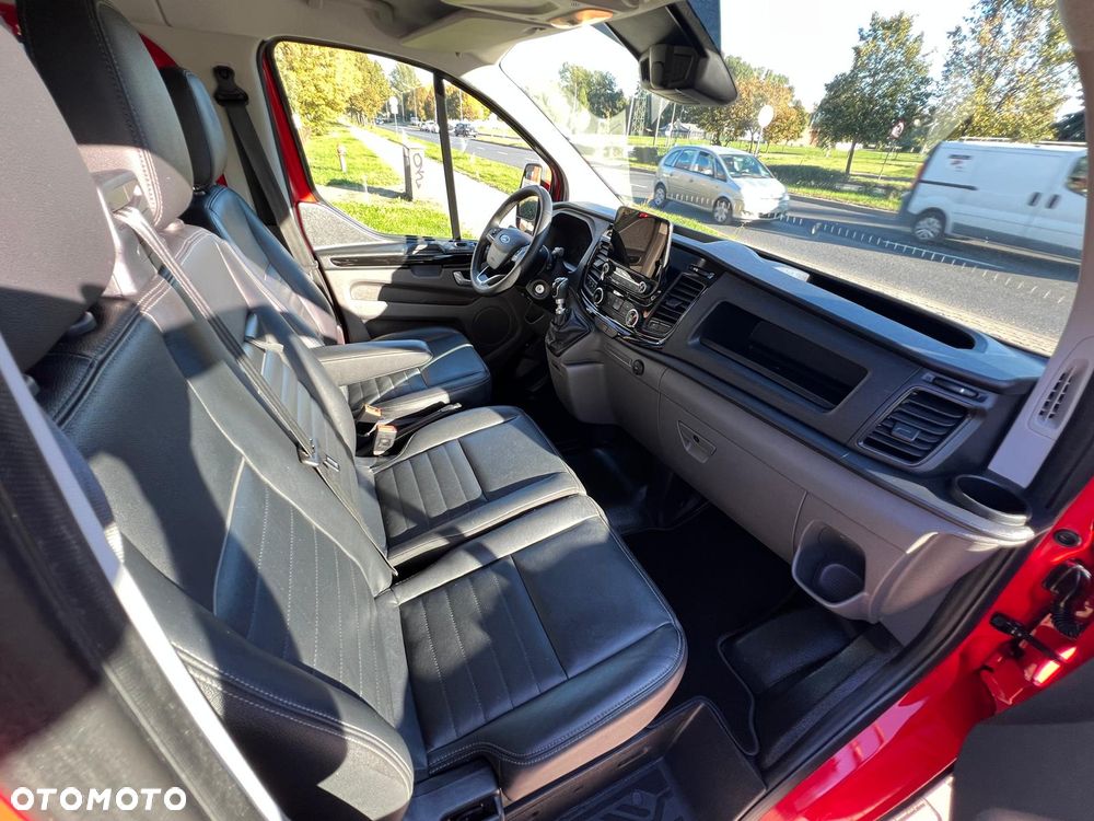 Ford TRANSIT CUSTOM TRAIL 2,0 TDCI 130KM L2 DŁUGI BRYGADÓWKA - 36