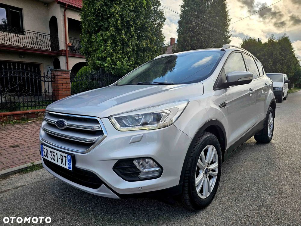 Ford Kuga 2.0 TDCi 2x4 Titanium - 13