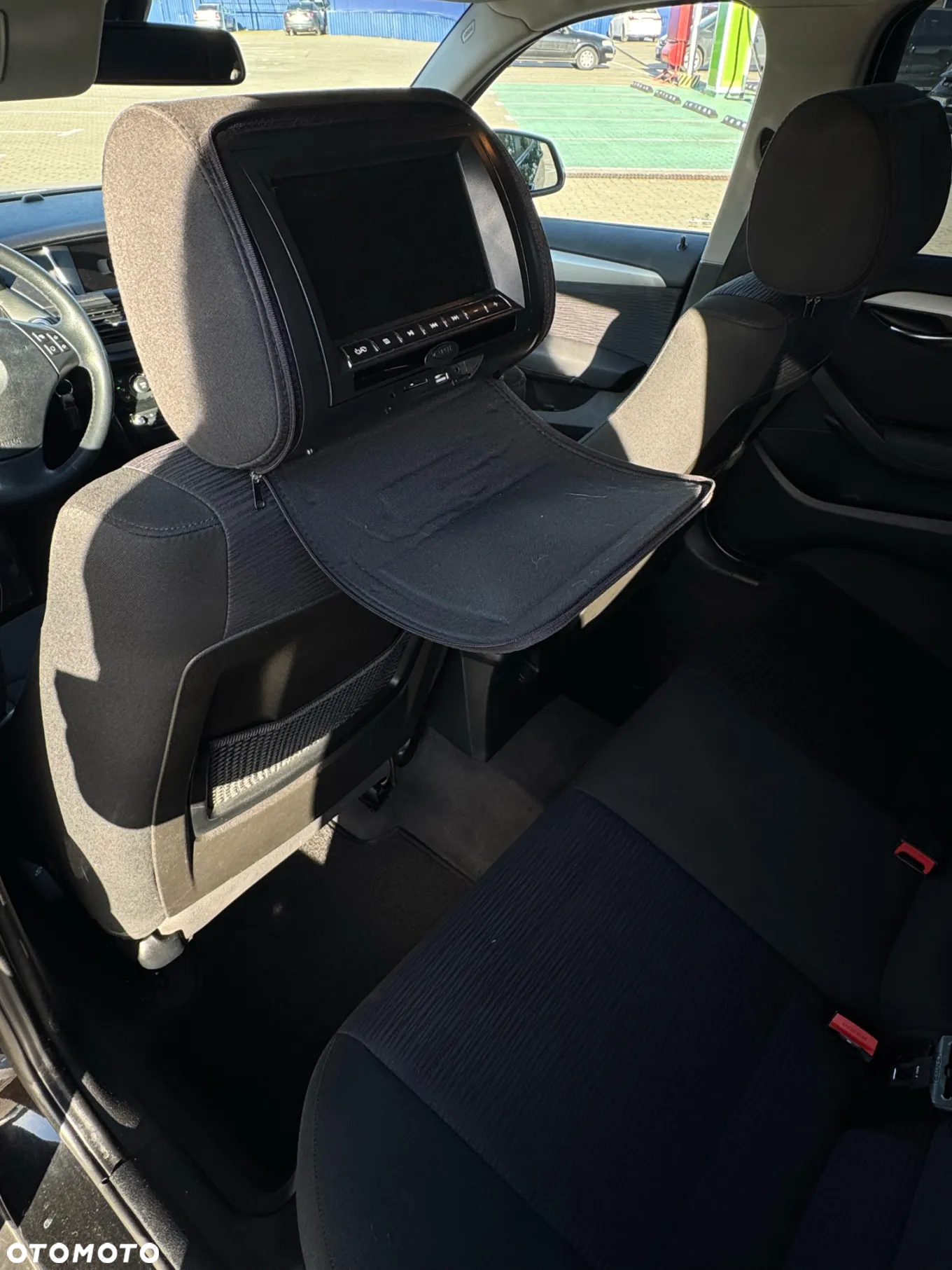 BMW X1 sDrive18d - 8