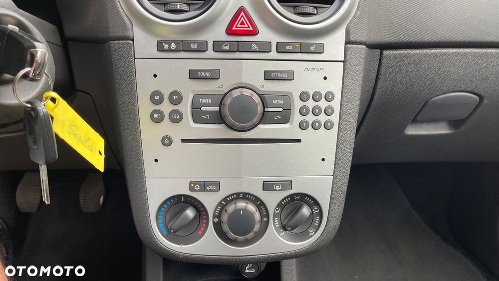 Opel Corsa 1.4 16V Sport - 15