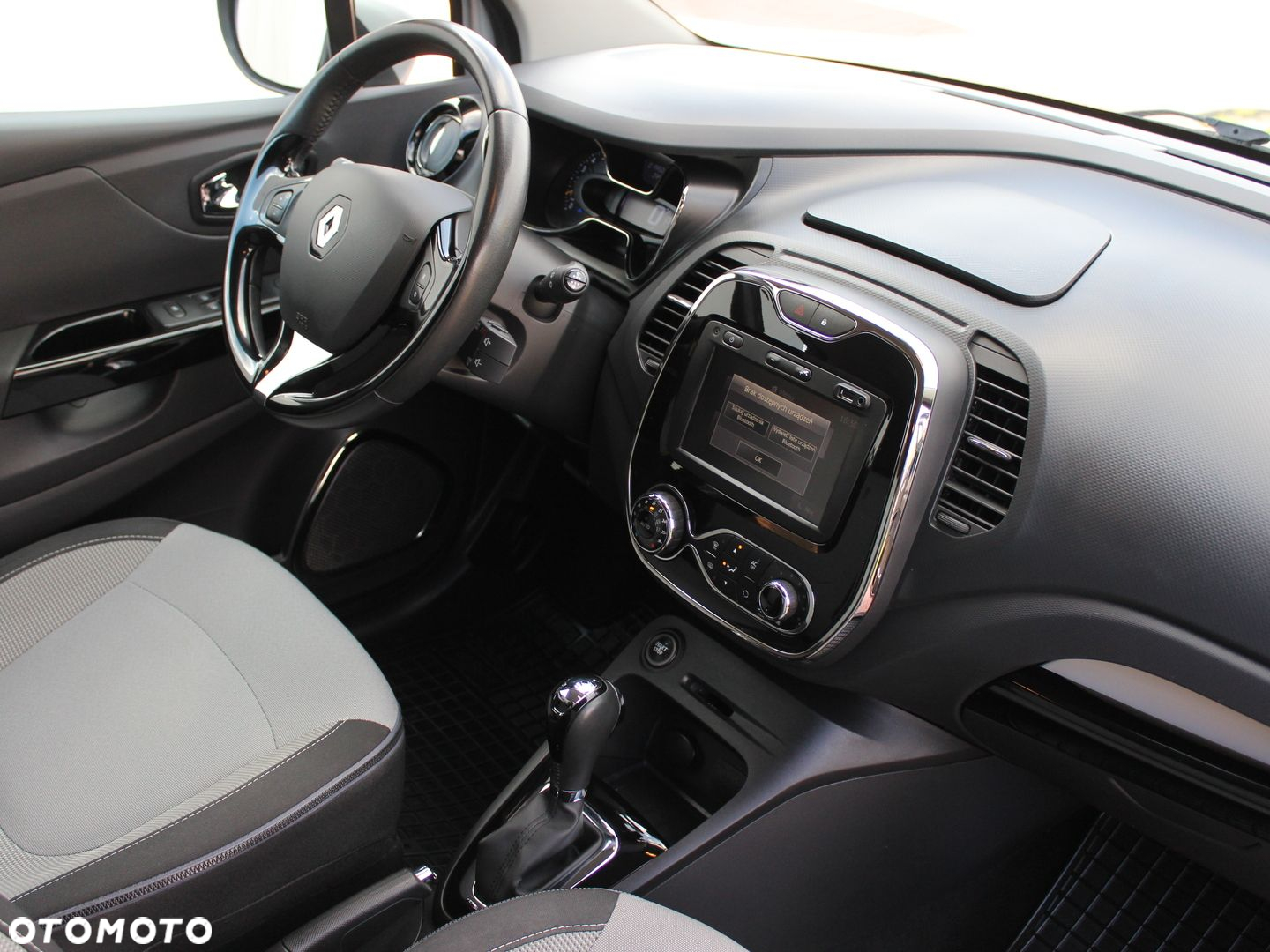 Renault Captur - 11