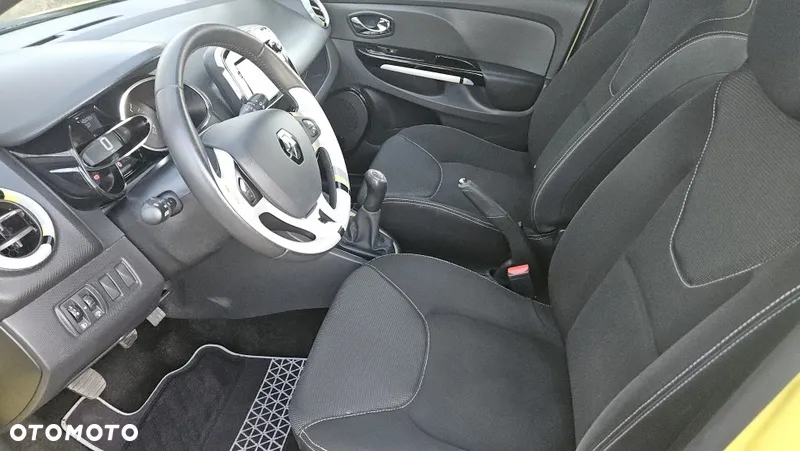 Renault Clio 1.2 16V 75 Expression - 21