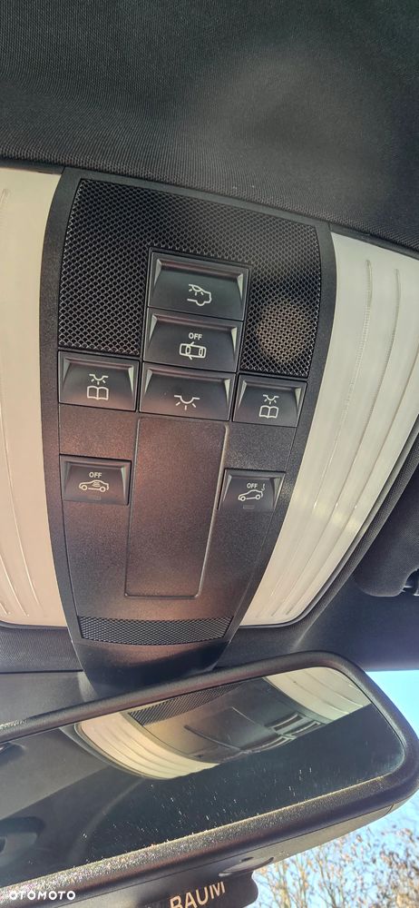 Mercedes-Benz CLS 500 4-Matic BlueEff - 20