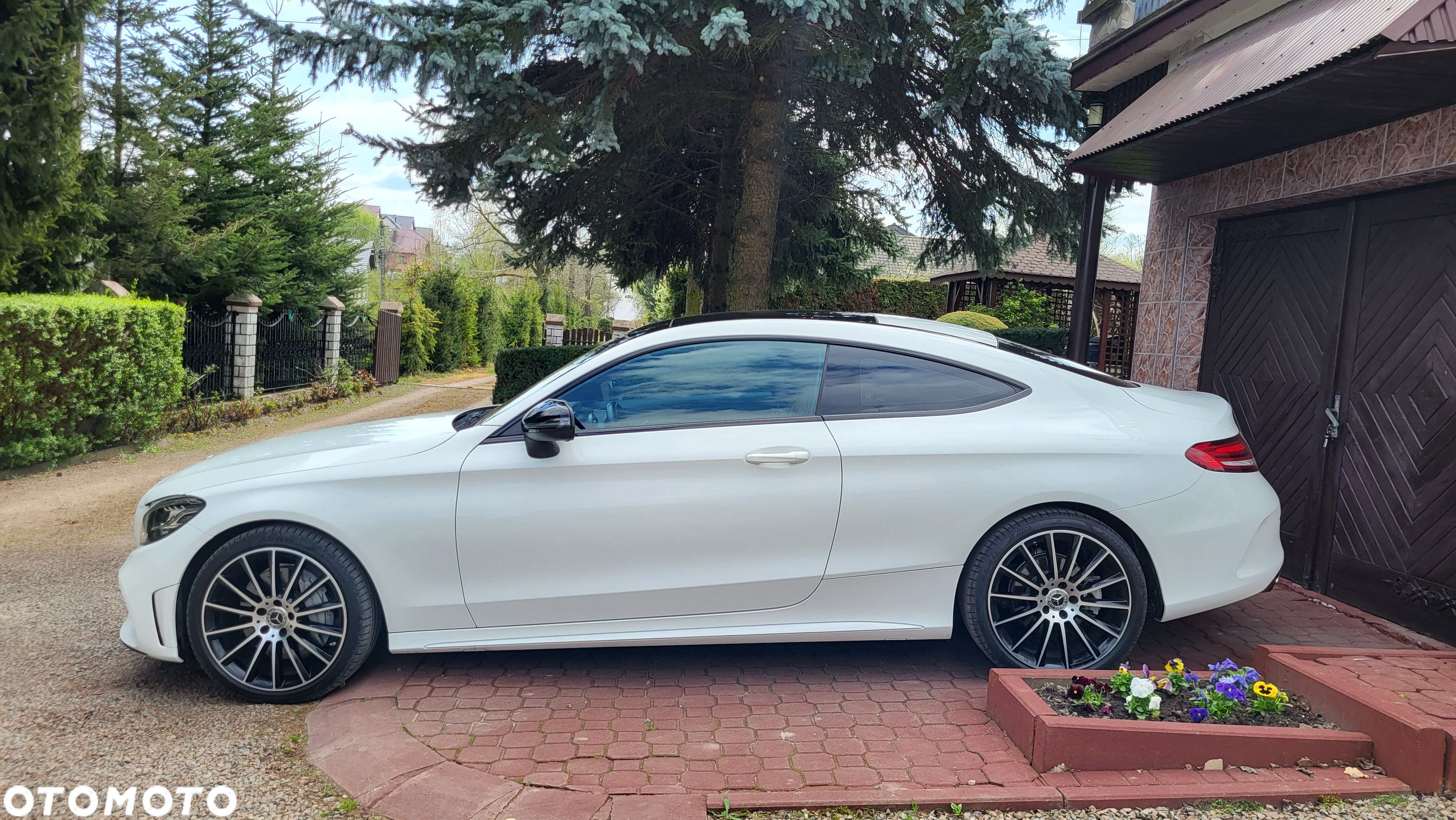 Mercedes-Benz Klasa C 300 Cabrio 9G-TRONIC AMG Line - 1