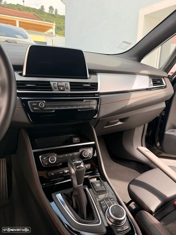 BMW 225xe Active Tourer Advantage - 12