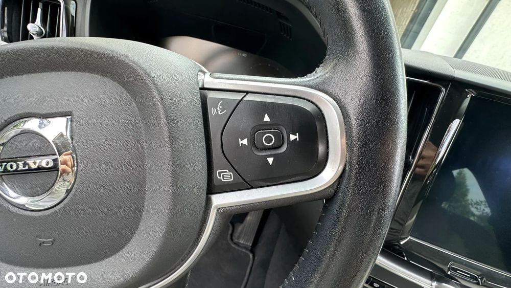 Volvo XC 60 - 21