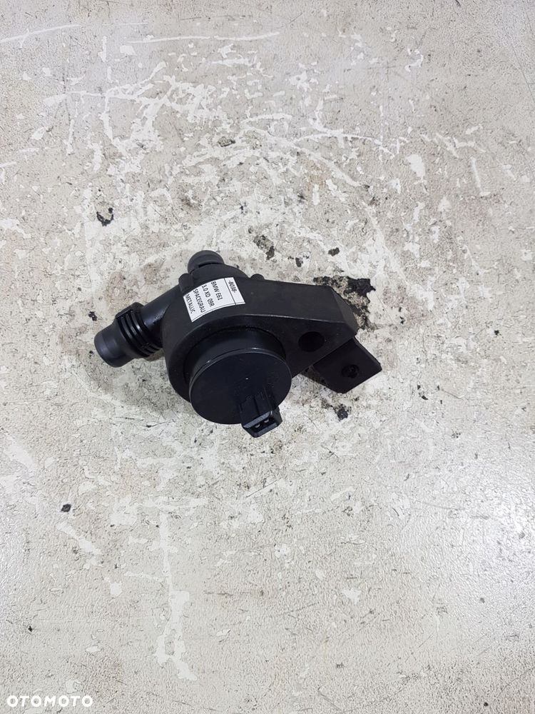 elektryczna pompa wody 6917700 bmw e60 e61 lci eur 3.0d - 1