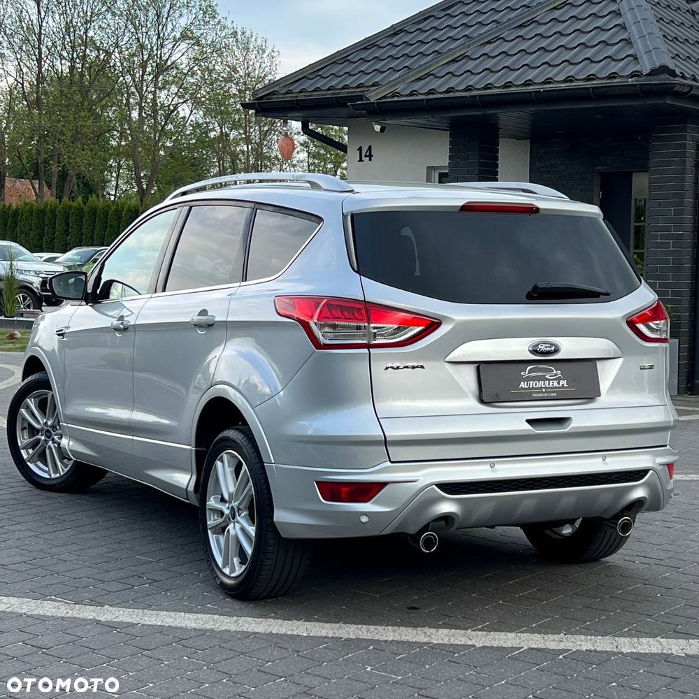 Ford Kuga 1.5 EcoBoost 2x4 Titanium - 14