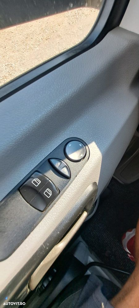 Mercedes-Benz Sprinter - 3