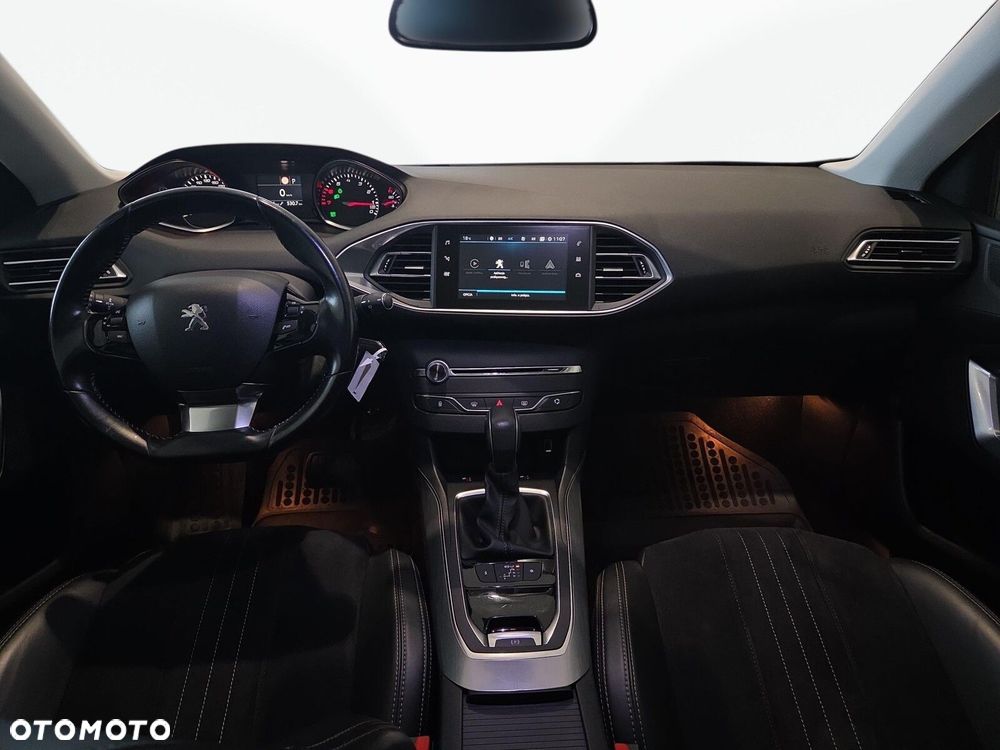 Peugeot 308 - 11