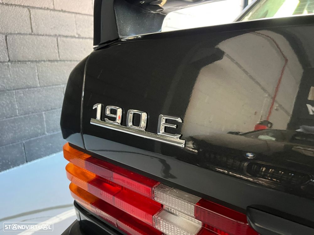 Mercedes-Benz 190 E 2.3 16V - 11