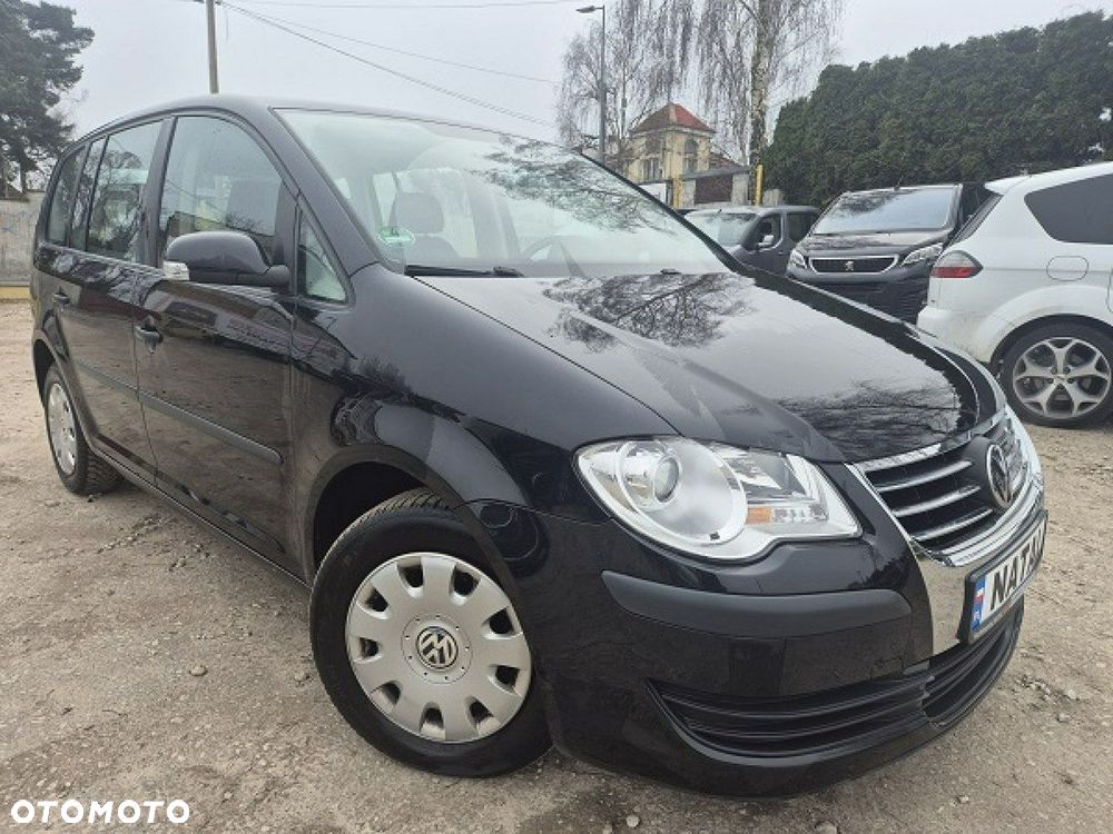 Volkswagen Touran - 5