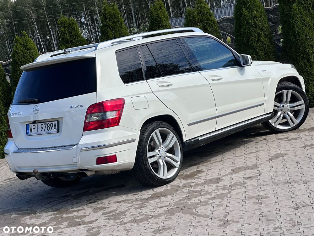Mercedes-Benz GLK 220 CDI DPF 4Matic BlueEFFICIENCY 7G-TRONIC SPORT EDITION - 15