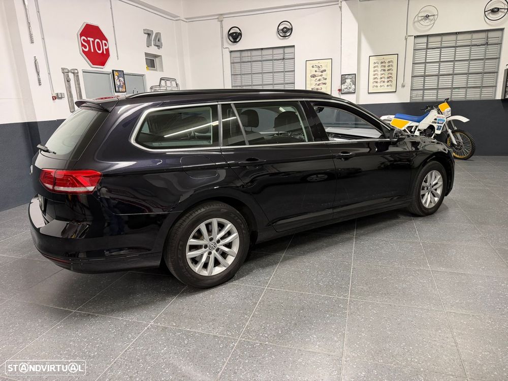 VW Passat Variant 1.6 TDI Confortline - 26