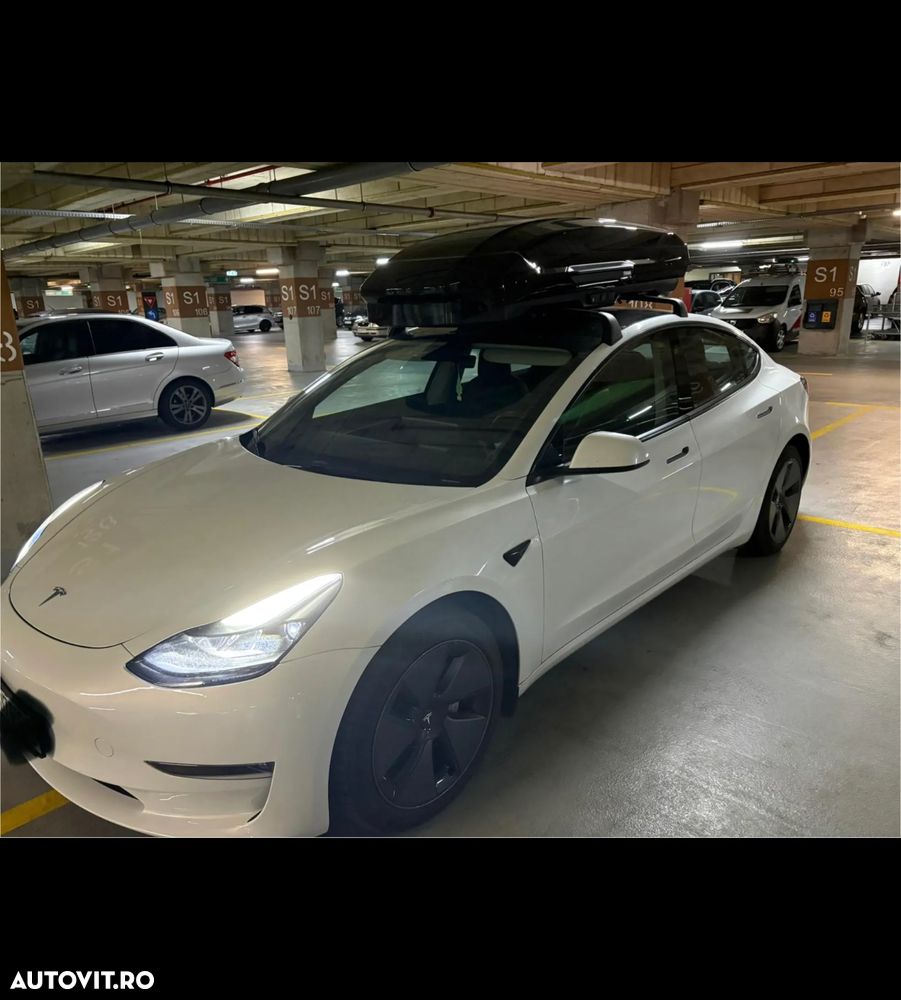 Tesla Model 3 Long Range AWD Premium - 3