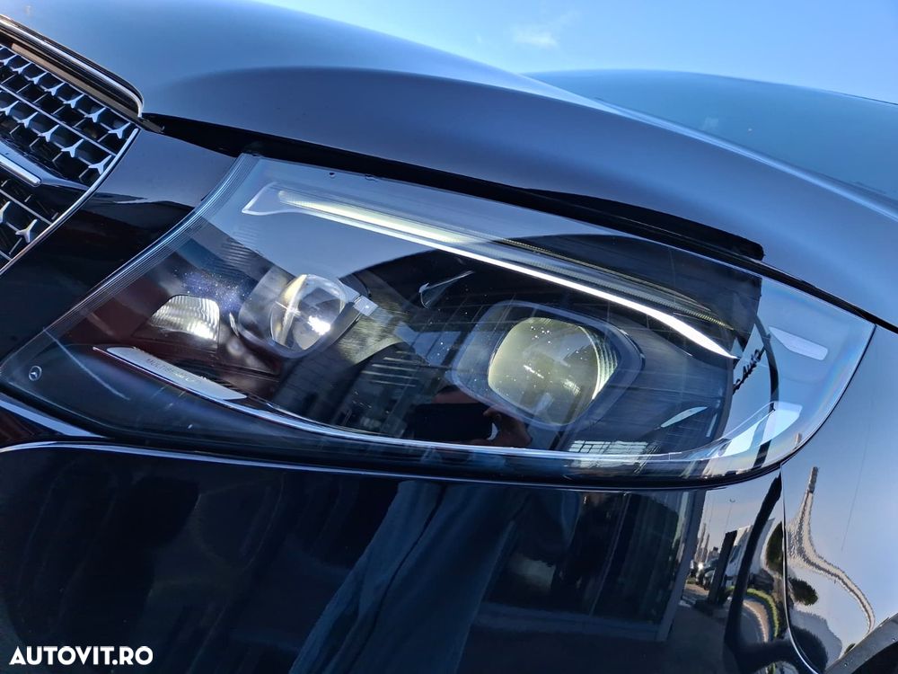 Mercedes-Benz V 300 d Extralang 4Matic 9G-TRONIC Avantgarde - 26