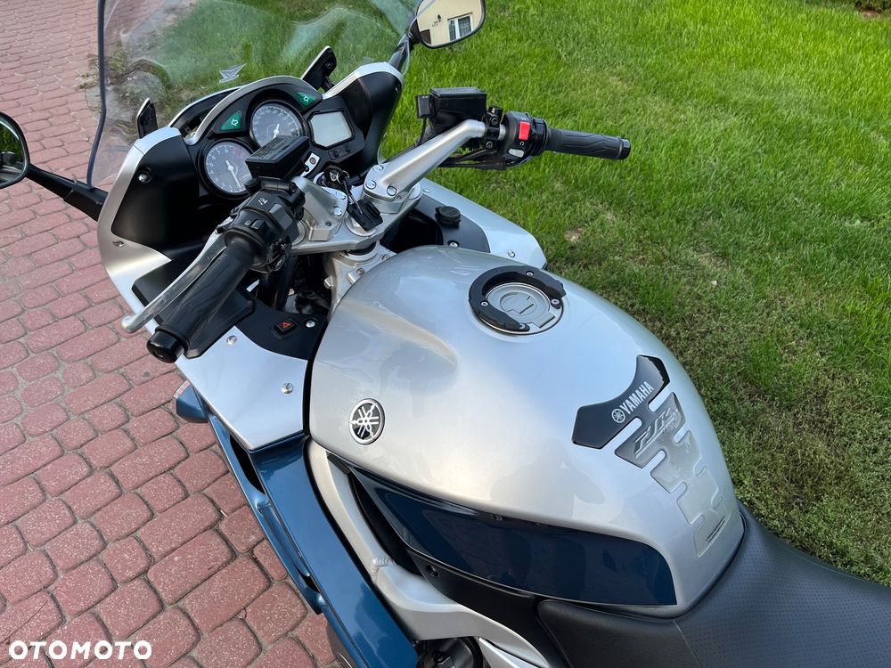 Yamaha FJR - 29