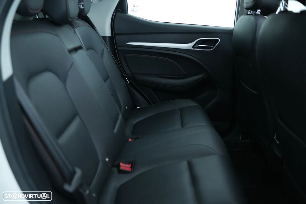 MG ZS EV 72.6 kWh Luxury - 40