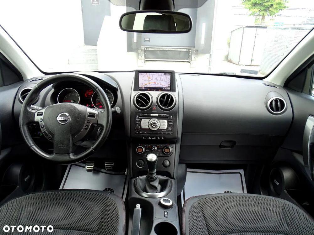 Nissan Qashqai 2.0 4 x 4 tekna - 16