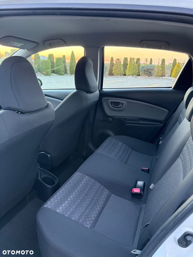 Toyota Yaris - 7