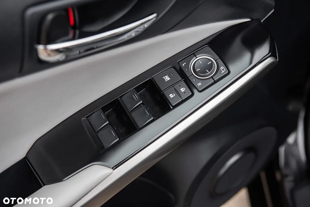 Lexus IS 300h Executive Line - 16