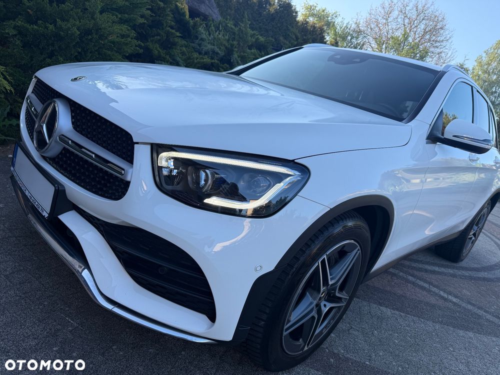 Mercedes-Benz GLC 200 4Matic 9G-TRONIC AMG Line Plus - 19
