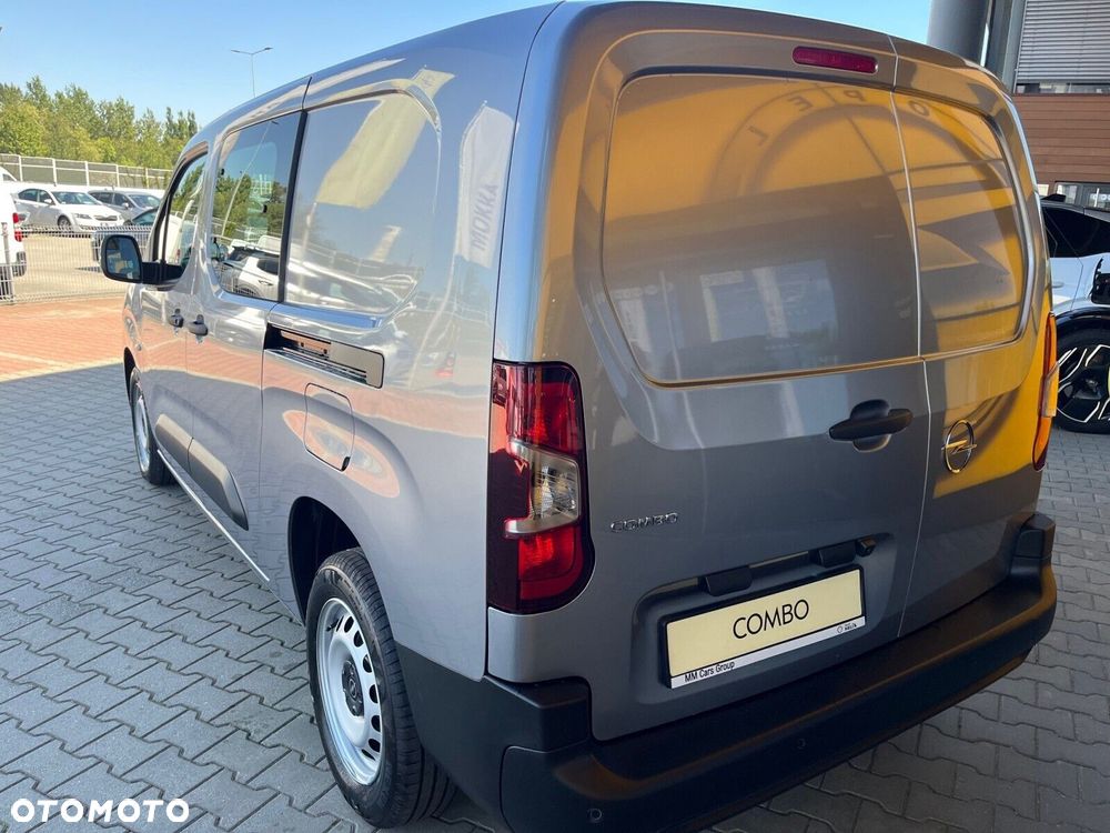 Opel Combo Cargo Cargo Załogowy XL 1.5 TDl 102 KM MT6 - 4